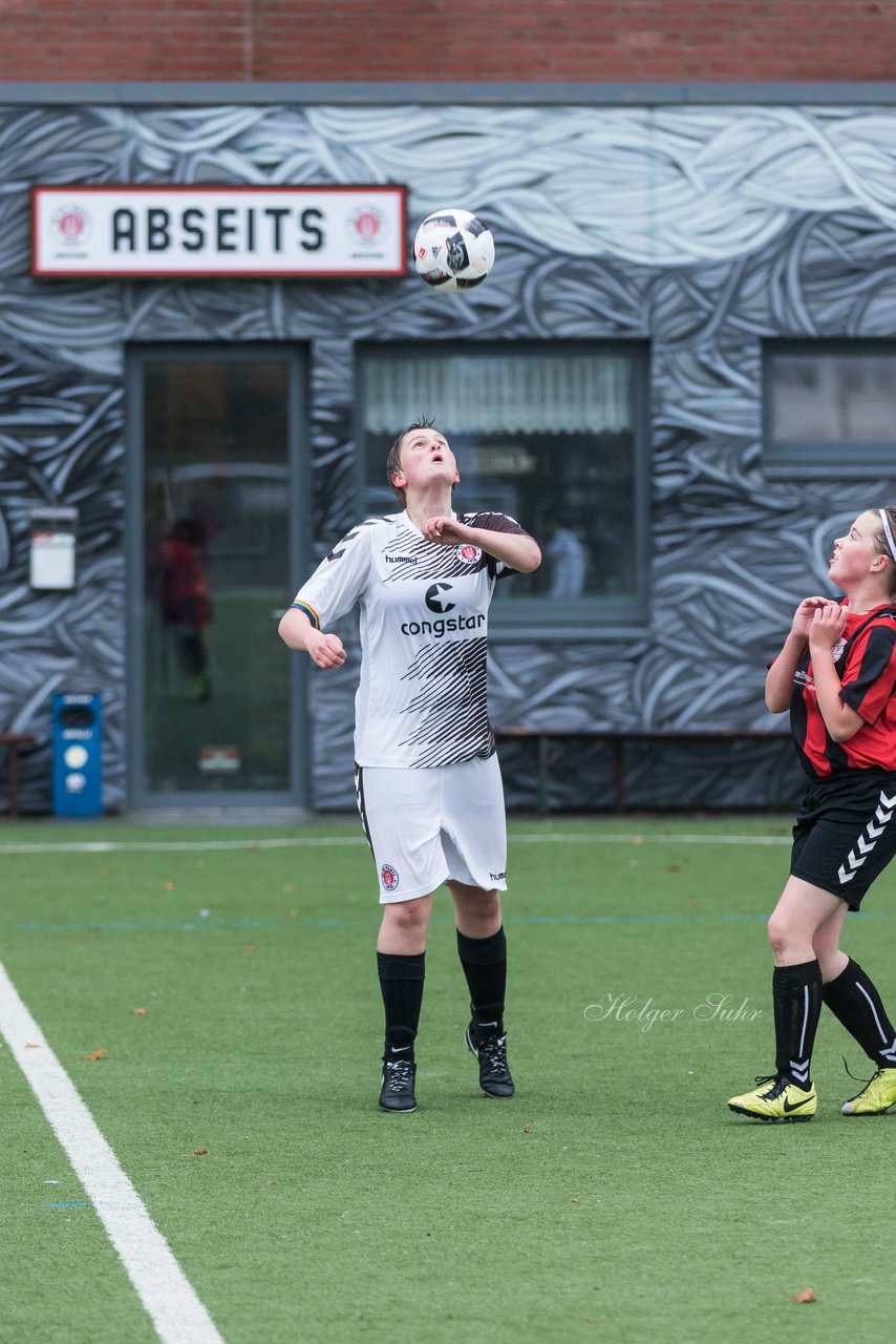 Bild 130 - B-Juniorinnen FC St.Pauli . Braedstrup IF : Ergebnis: 4:1